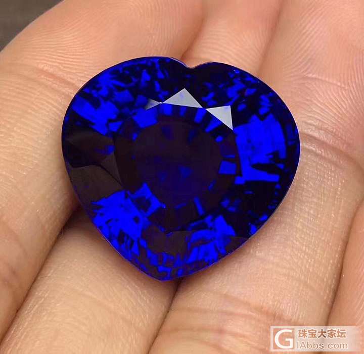 坦桑石_刻面宝石坦桑石