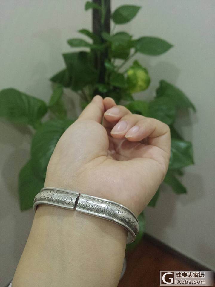 新欢～物华款福禄万代錾花老银镯_手镯老银