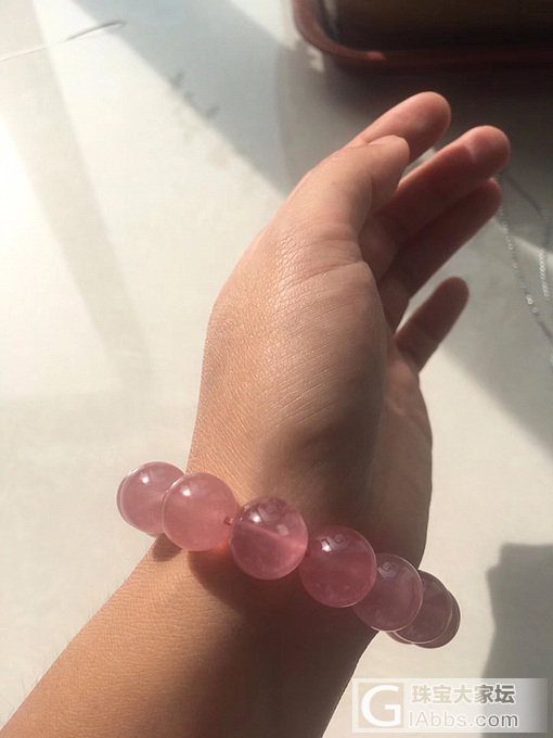 马粉手串_珠串粉晶