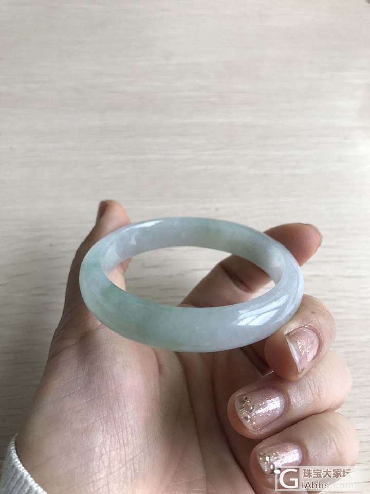出个53圈翡翠镯子，有类似的了，低价出了吧_手镯翡翠