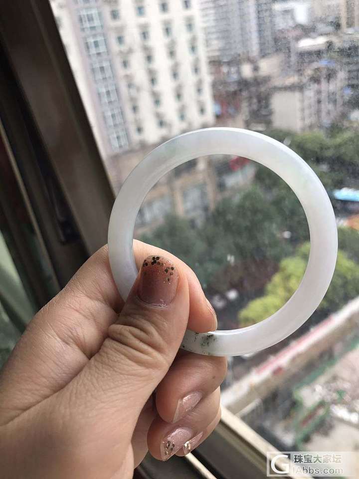 出个53圈翡翠镯子，有类似的了，低价出了吧_手镯翡翠