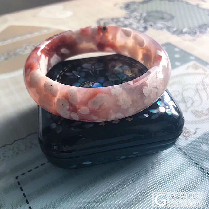 晒一晒_手镯手排玛瑙