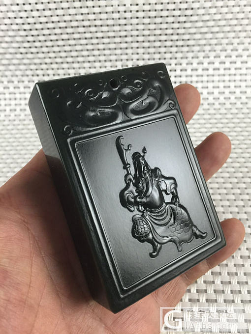 和田玉青玉玉牌把件_青玉和田玉把玩件