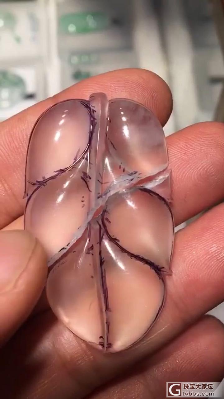 这是个悲伤的故事_破损翡翠