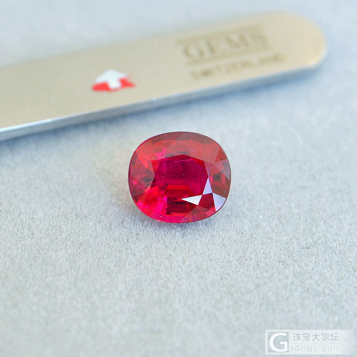 3.30ct 莫桑比克 大红 紫红 浓艳 枕形 红宝碧玺 Rubellite_刻面宝石碧玺