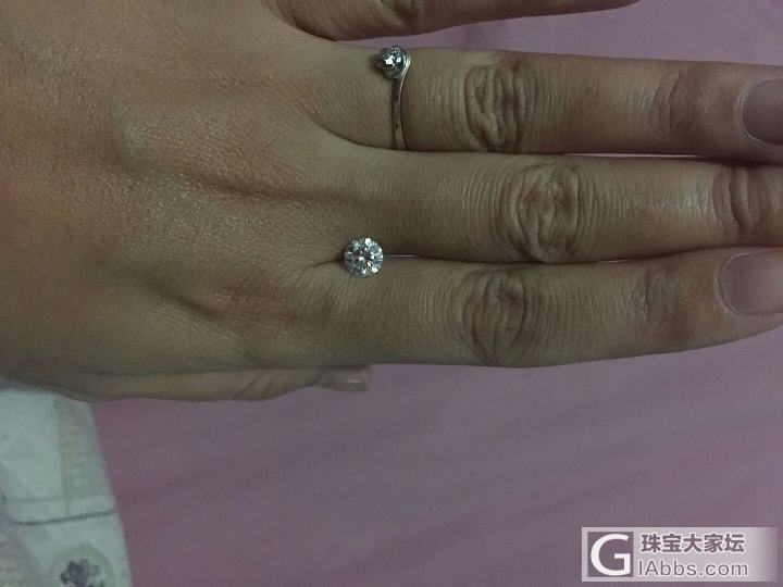 新入的莫桑石，帮忙看看_莫桑石