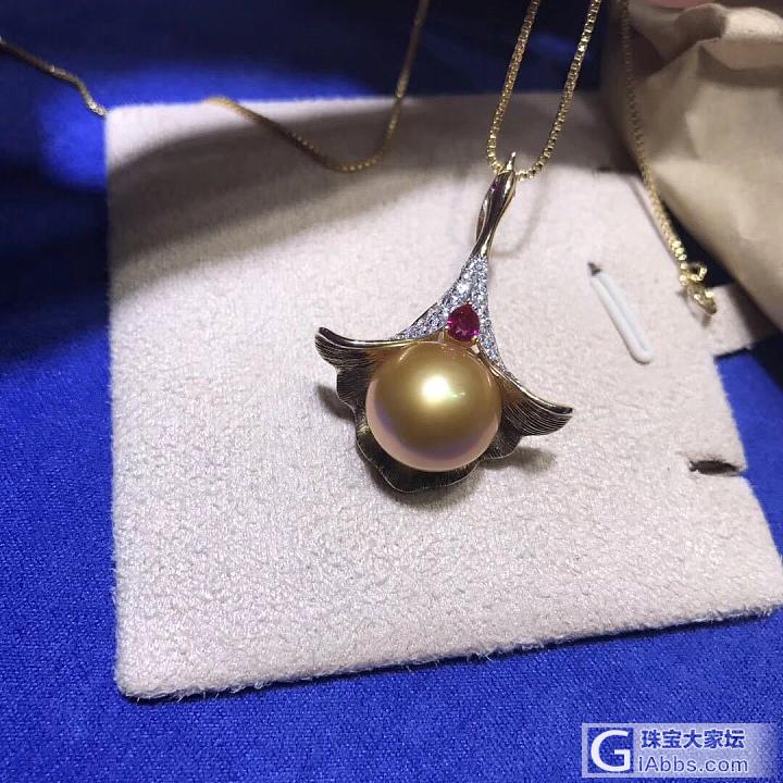 展翅高飞的凤凰鸟，18k金锆石，超级美的成色，这样的浓金色不多有，色浓无比，12..._吊坠海水珍珠