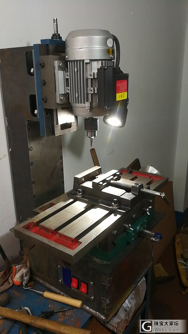 做了一台小铣床_工具