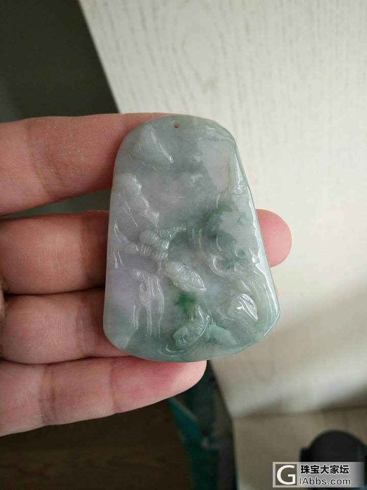 叫师傅雕了两个牌子，看看值多少钱_牌子挂件翡翠