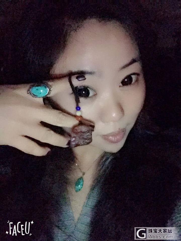 我自己做的蜜蜡车挂，哥哥姐姐们大家看好看不_挂饰蜜蜡