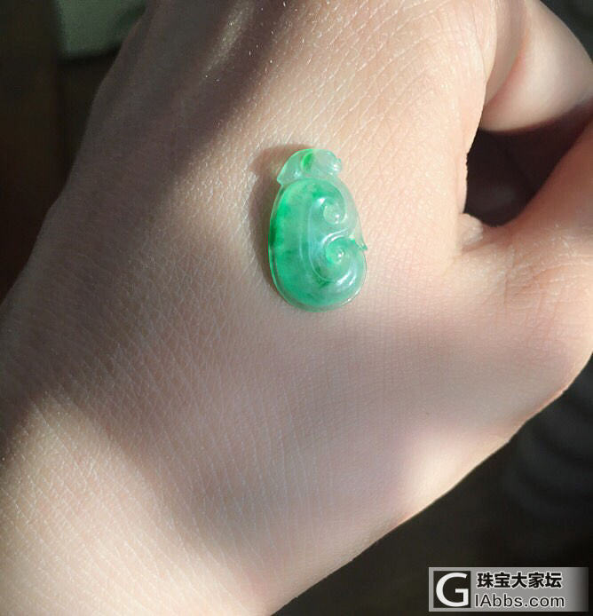 美如意 尺寸不算大 求特别的款推荐_挂件翡翠