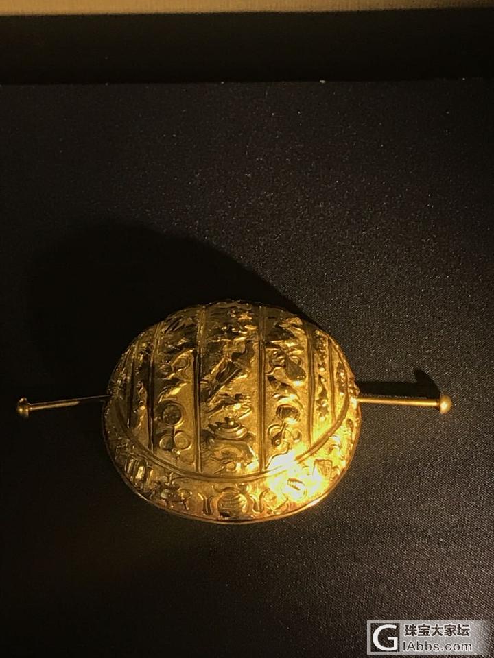 今天展馆免费家门口好多年没有去了。超美的_古董首饰展会金
