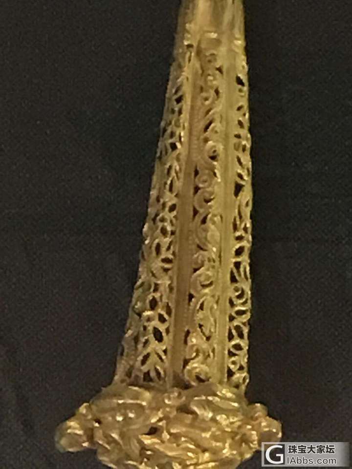 今天展馆免费家门口好多年没有去了。超美的_古董首饰展会金