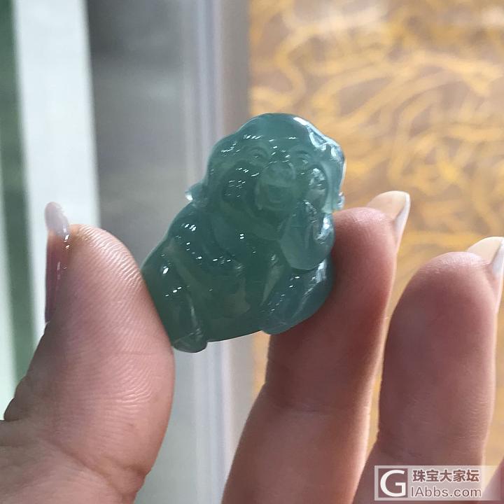 翡翠果冻小萌猪蓝水老种._翡翠