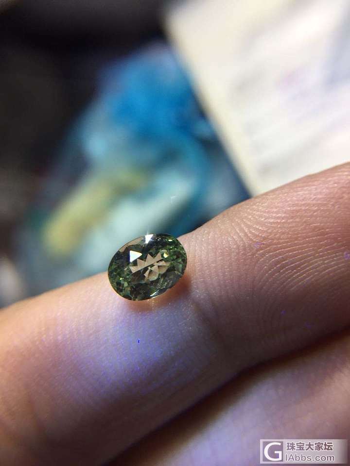 紫外线植入后石头的颜色变化_金绿宝石