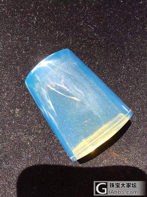 阳光下才是本色_牌子挂件蓝珀