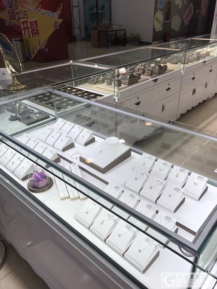 来发一款我们家的产品_吊坠珍珠