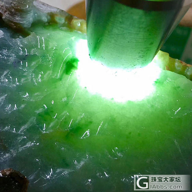 原石设计手镯佳作_翡翠赌石手镯