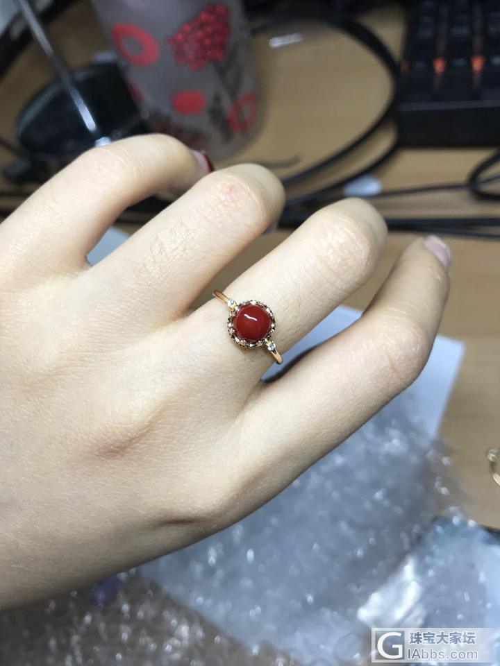 晒晒新做的阿卡珊瑚小戒指～_戒指珊瑚