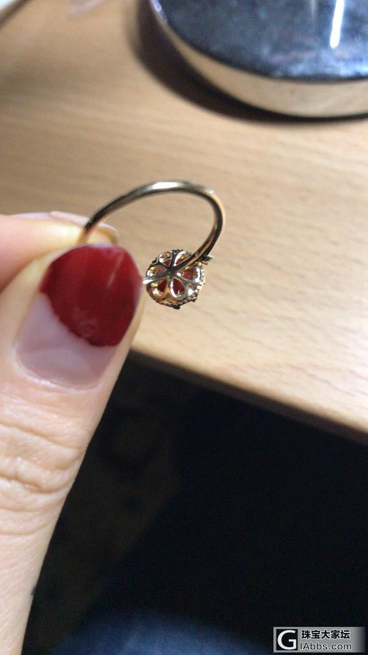 晒晒新做的阿卡珊瑚小戒指～_戒指珊瑚