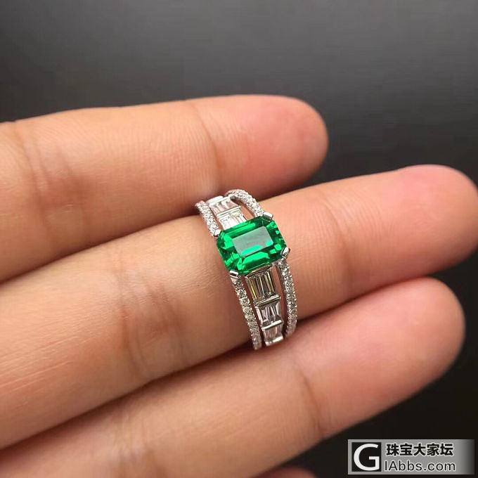 哥伦比亚木佐祖母绿欣赏_戒指祖母绿