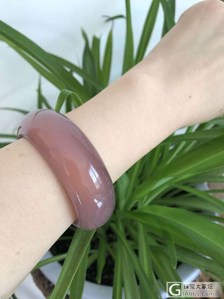 多变的紫玉髓_手镯玉髓