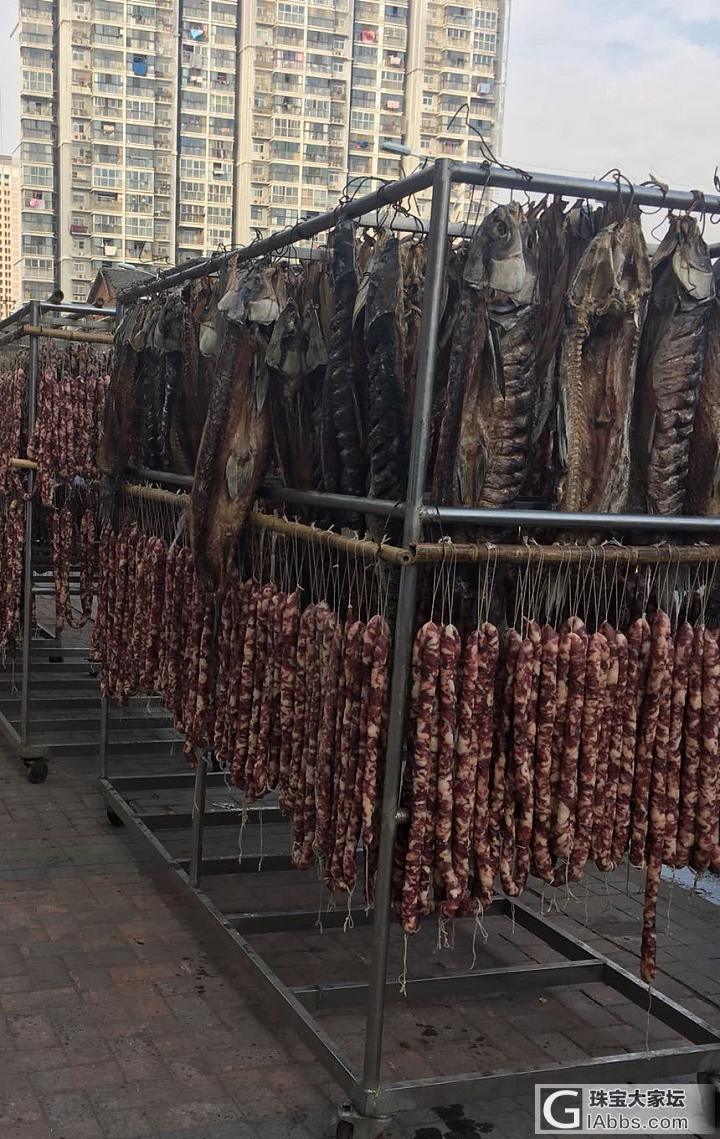 楼下的酒池肉林_食材