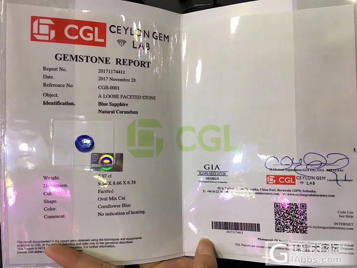 大家帮忙看看这个无烧矢车菊颜色怎么样？_戒指蓝宝石