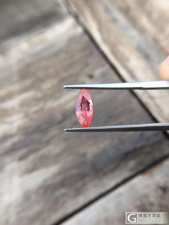 美丽的莲花 帕帕拉恰_蓝宝石刻面宝石
