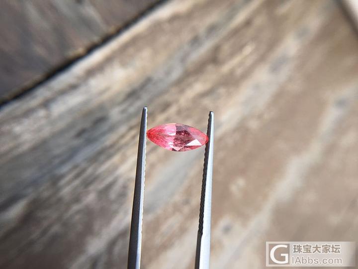美丽的莲花 帕帕拉恰_蓝宝石刻面宝石
