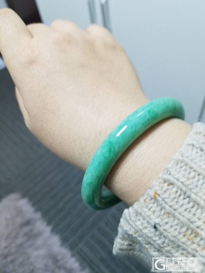 耳环控每日一晒之第六晒-祖母绿与翡翠的相伴_耳钉手镯祖母绿翡翠