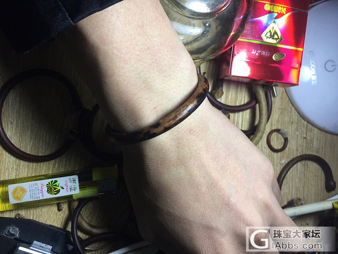 刚找出来的破烂_鸡血藤