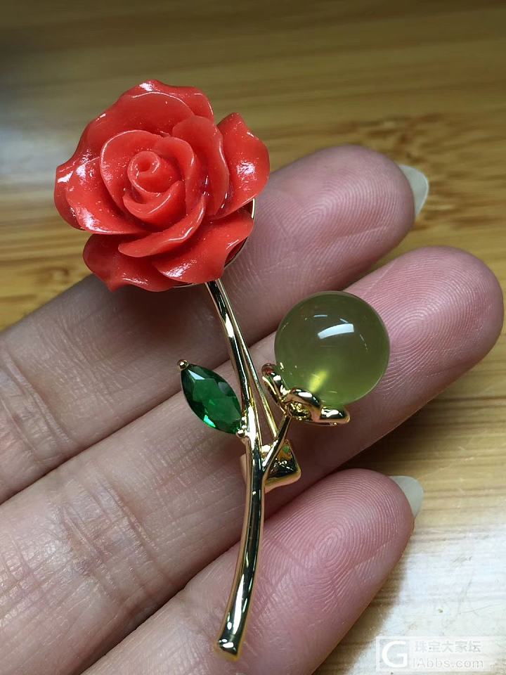 岫玉胸针_胸饰