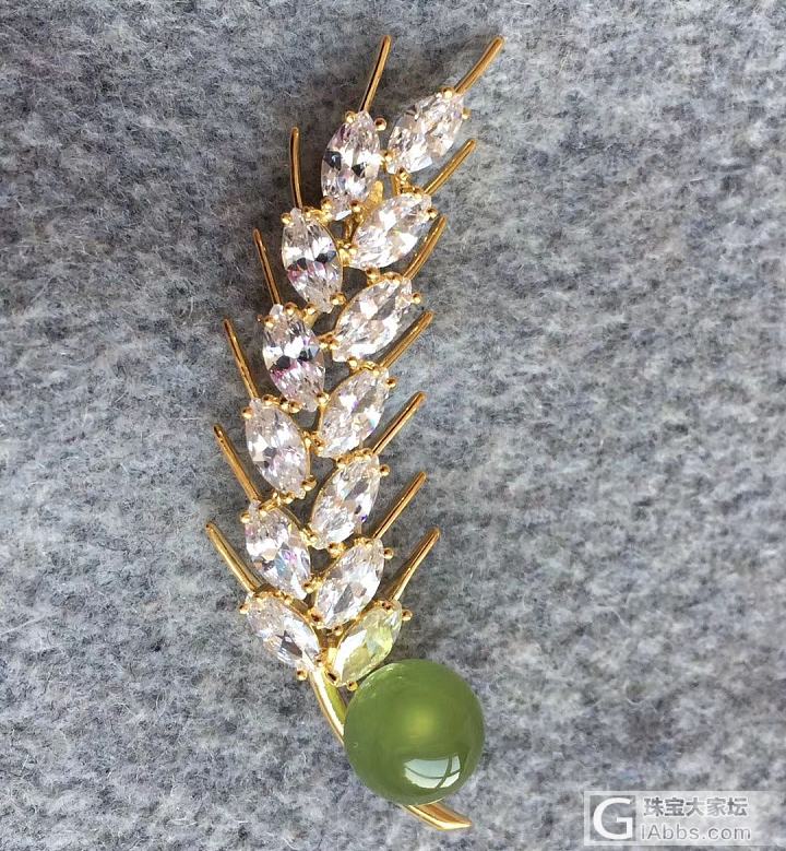 岫玉胸针_胸饰