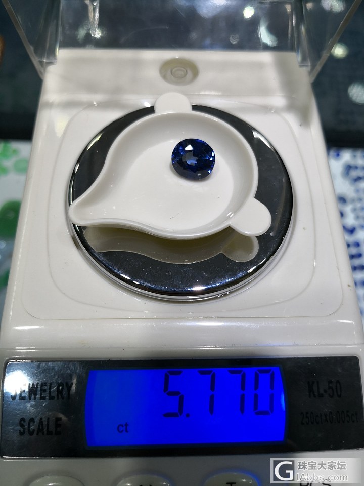 想知道国内蓝宝石如何切割的进来看看…_打磨蓝宝石
