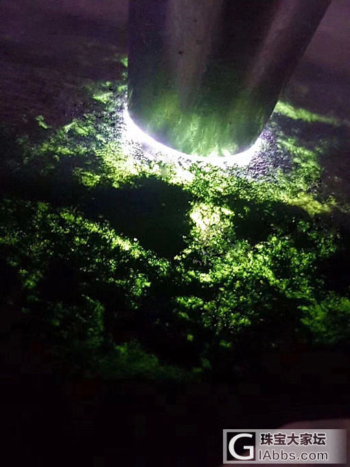 翡翠赌石_赌石翡翠