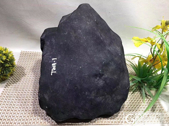 翡翠赌石_赌石翡翠