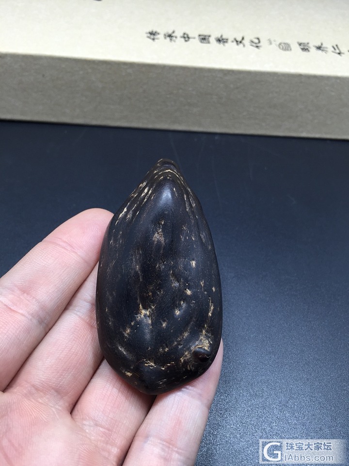 一块天然型原料 正区文莱 蜜香绵绵不绝_挂件沉香