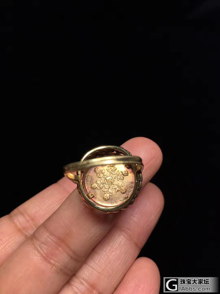 14k金金币戒指，埃及艳后纪念币， 背面六朵玫瑰，戒面直径19mm_戒指古董首饰