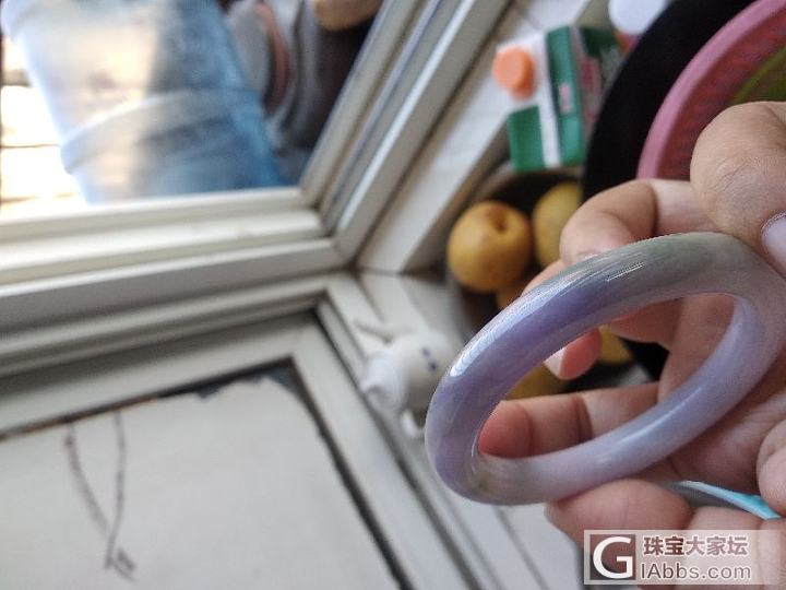 薰衣草紫罗兰手镯，圈口53，无纹无裂，只有一点儿杂志，最低一万，不议价，不包邮_手镯翡翠