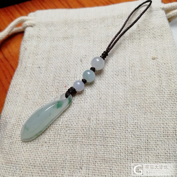 近期包挂、手机坠合辑，喜欢鲜艳的颜色_翡翠挂饰编绳