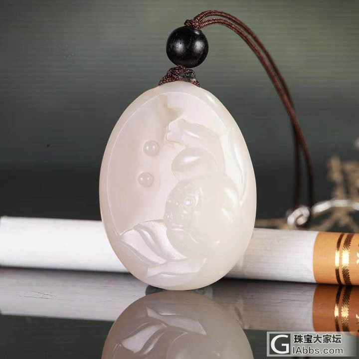 【爱玉玉铺】省级玉石雕刻大师叶清作品：清莲！_白玉和田玉挂件
