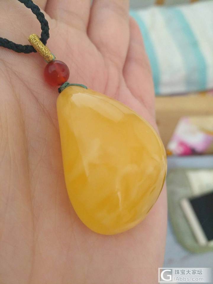 转个蜜蜡水滴吊坠_挂件蜜蜡