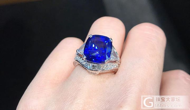 无烧皇家蓝一般不难得，可是今儿达到这种颜色的那可是很难得呀！_戒指蓝宝石