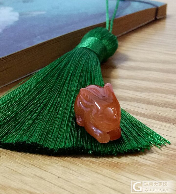 晒晒和田玉小物件_挂件珠串和田玉