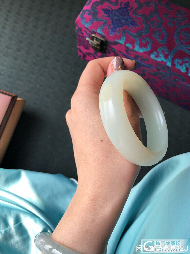 出一只大白籽镯_手镯和田玉
