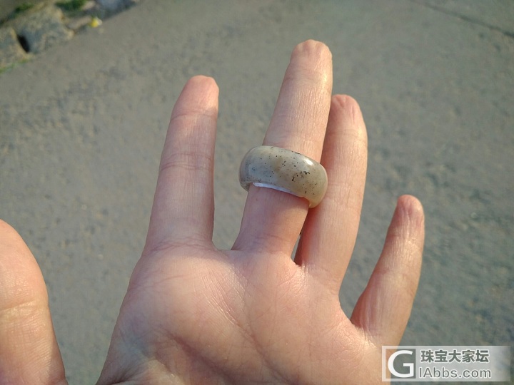 出两个萌版宝宝锁_挂件和田玉