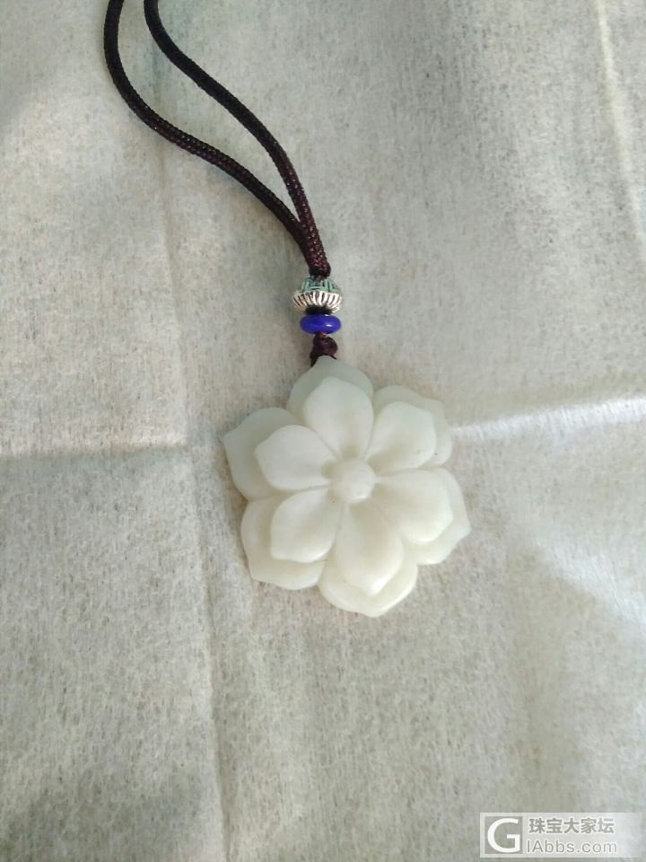 出两个萌版宝宝锁_挂件和田玉