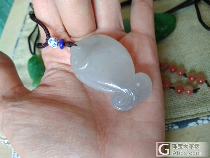 出两个萌版宝宝锁_挂件和田玉