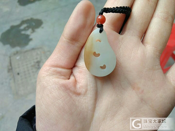 出两个萌版宝宝锁_挂件和田玉